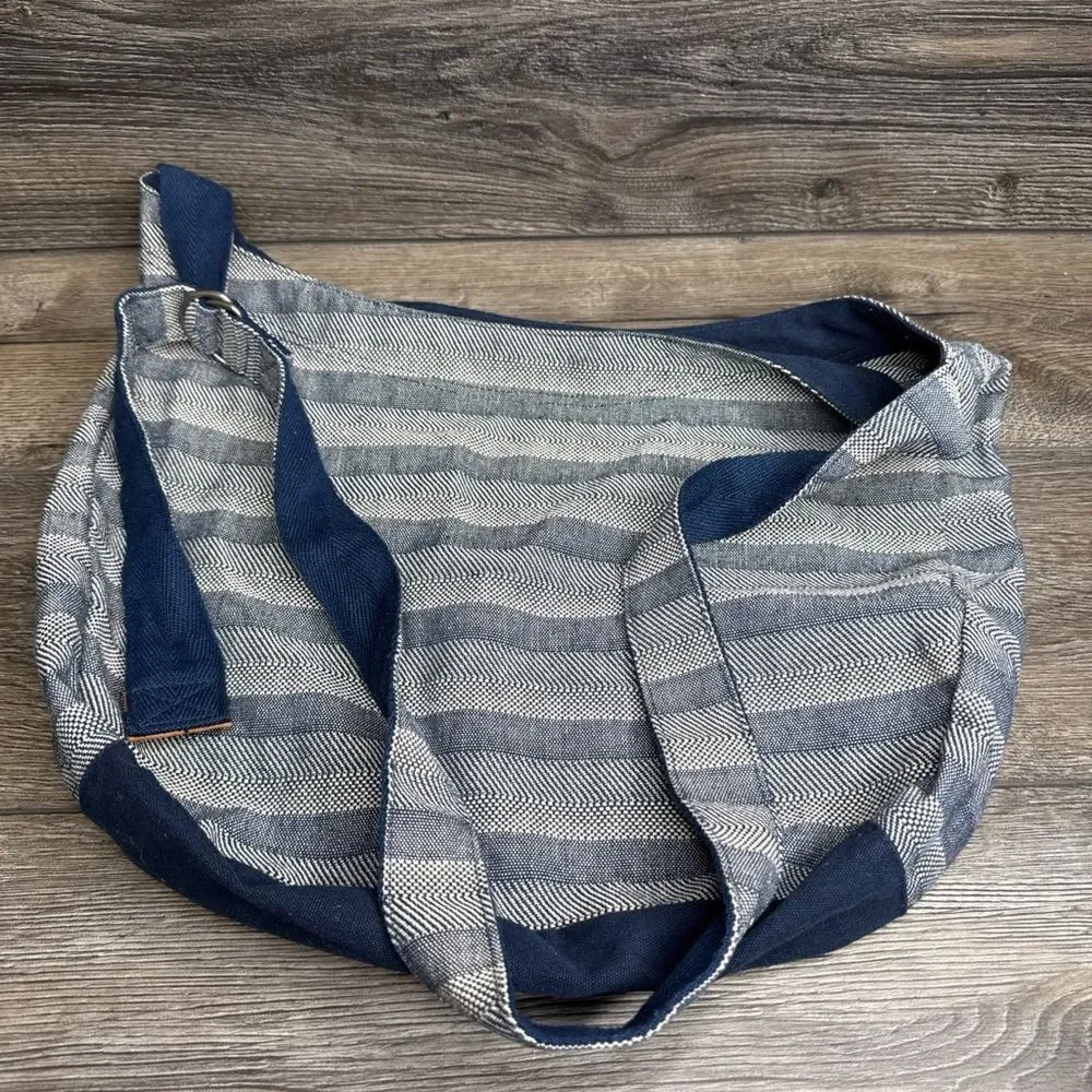 Thirty-One Little Dreamer Shoulder purse Black & White Herringbone Weave